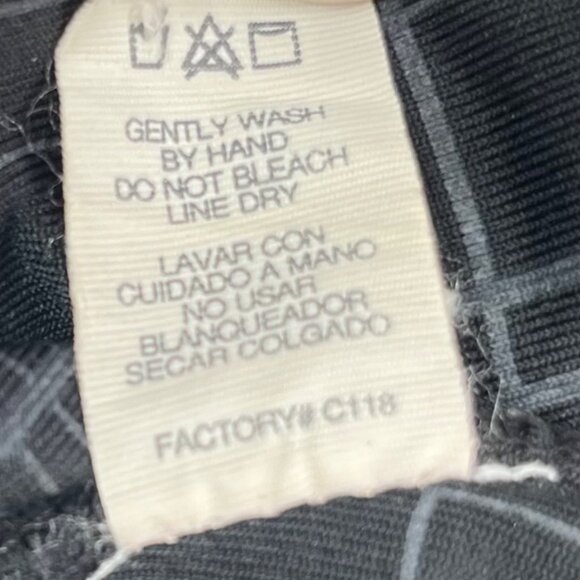 Adidas Knit Beanie Hat Black White Stripe One Size Unisex Warm Winter Accessory - Picture 7 of 7